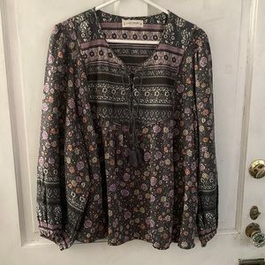 Pretty tie front blouse, rose pattern.